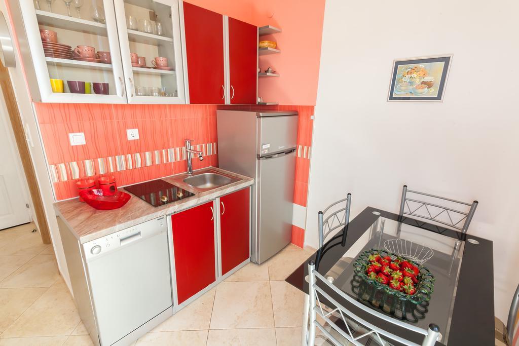 Apartments Mila Krimovica Eksteriør bilde